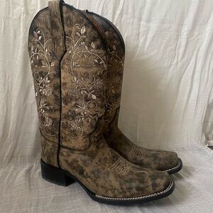 Sand Floral Embroidery Boots by Circle G